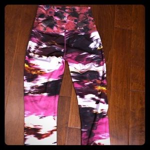 Lululemon high rise wunder under luxtreme Capri